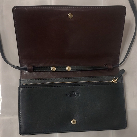 Coach Black Crossbody Wallet with Floral Embossing - Picture 3 of 11